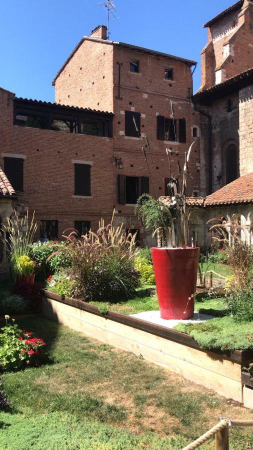 Appartement dans le cloître Saint Salvy à Albi. Esterno foto